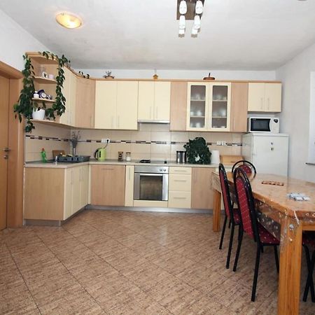 4 Bedroom Apartment In 티스노 외부 사진