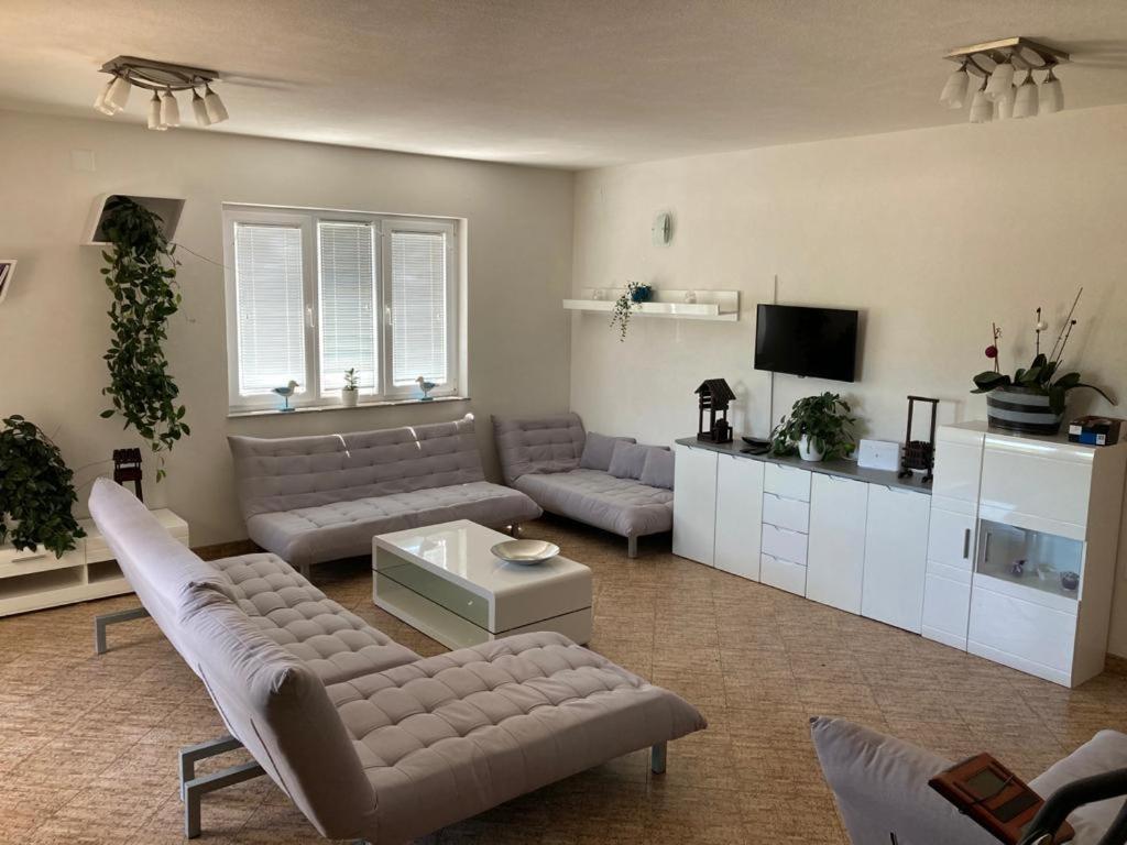 4 Bedroom Apartment In 티스노 외부 사진
