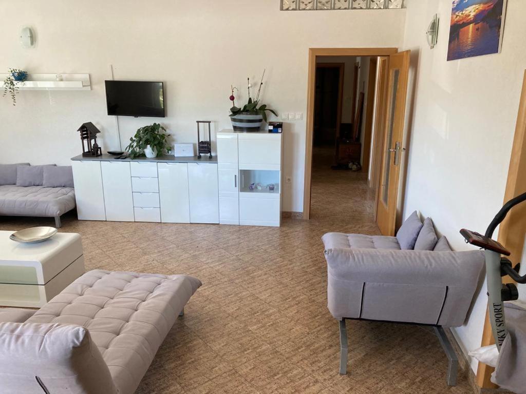 4 Bedroom Apartment In 티스노 외부 사진