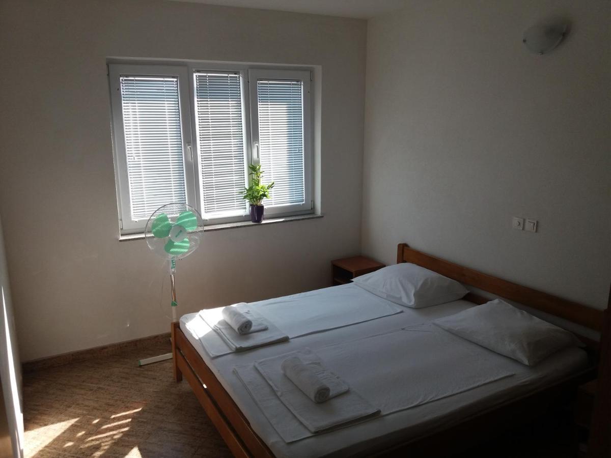4 Bedroom Apartment In 티스노 외부 사진