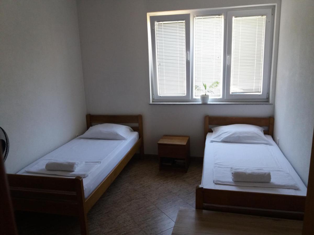 4 Bedroom Apartment In 티스노 외부 사진